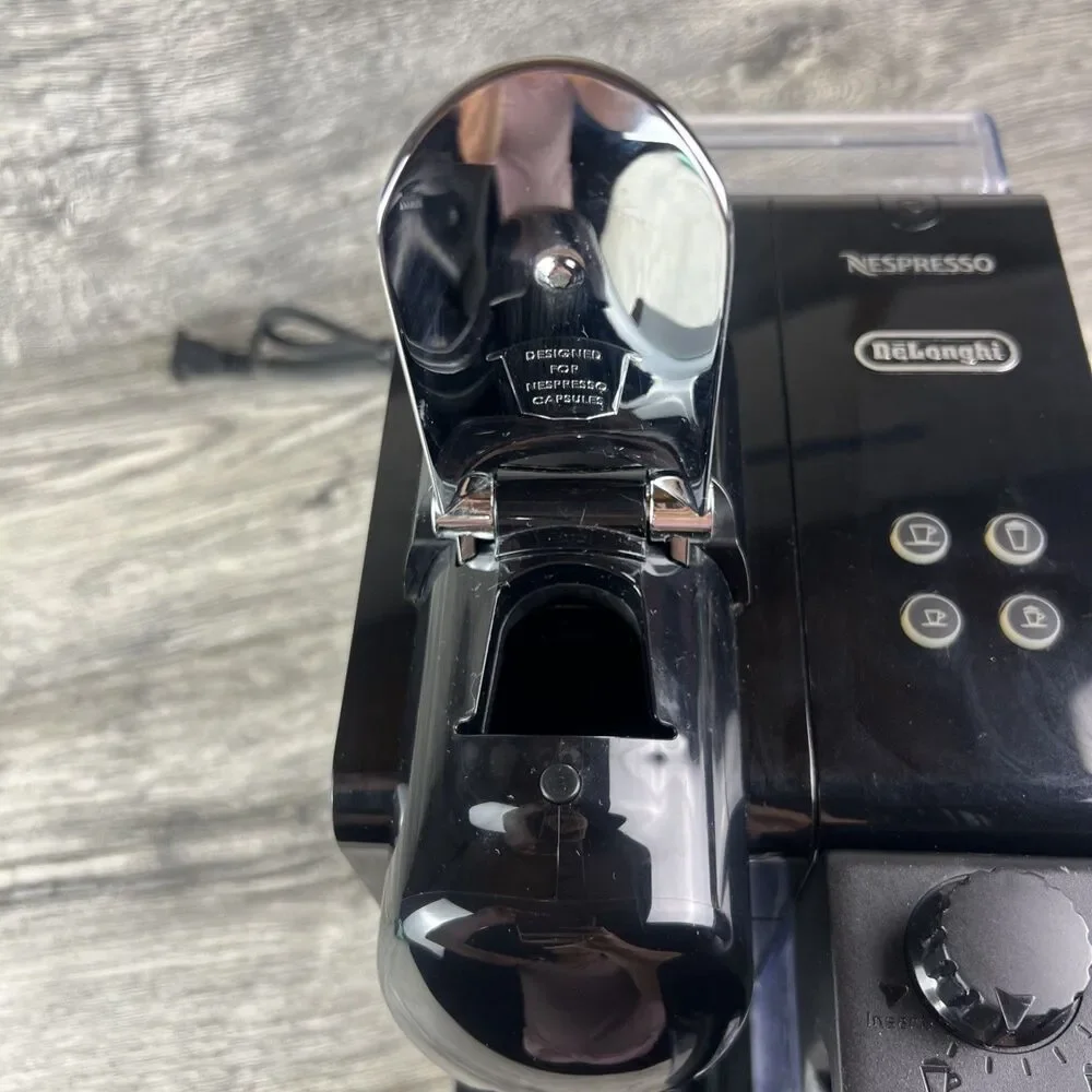 DeLonghi Nespresso EN520B Coffee Latte Machine Black Espresso Cappuccino Tested